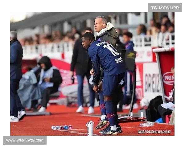 里昂客场挑战洛里昂，技术流与身体流对决。